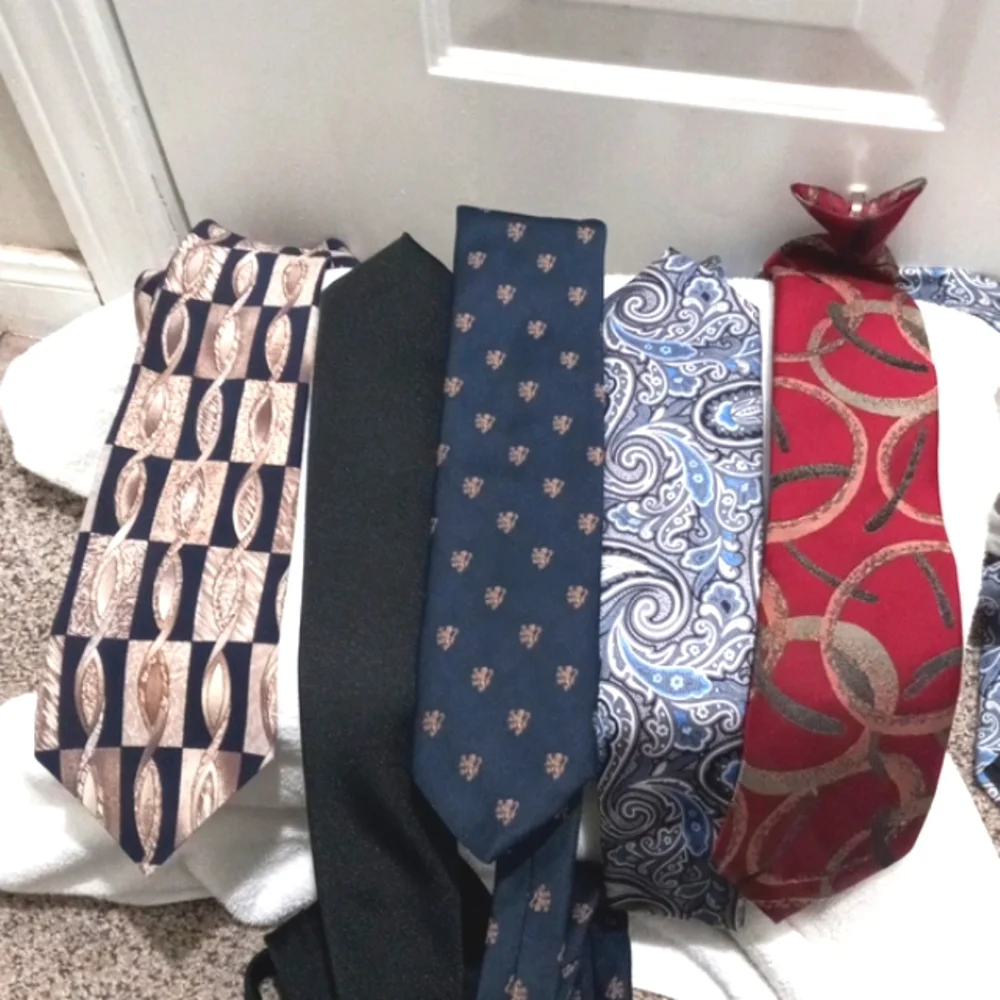TIES Assorted 5 - Picture 2 of 2
